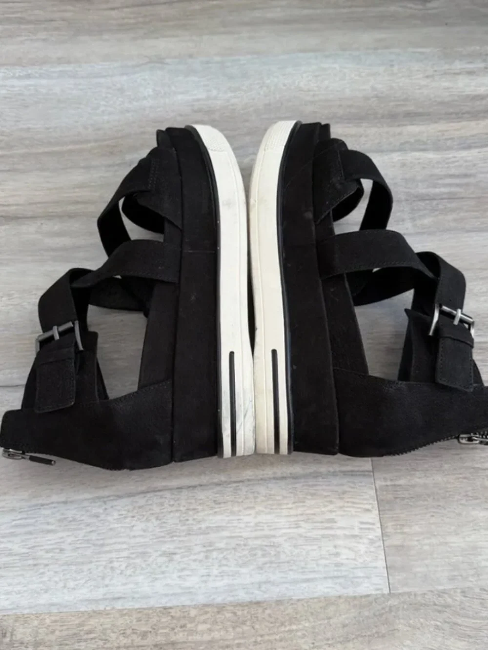Eileen fisher black suede boost washed platform sandals size 7.5
